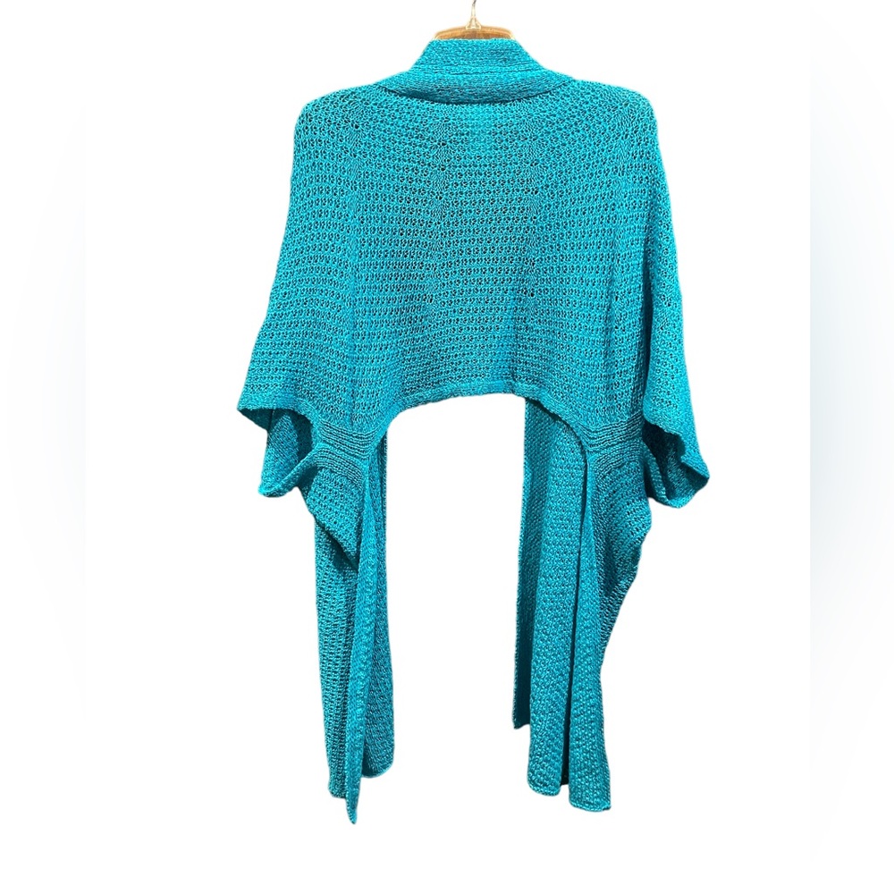 Chico’s Aqua Blue Sleeved Crochet Knit Shawl Wrap Cape Sweater Size Small/Medium - Picture 4 of 7